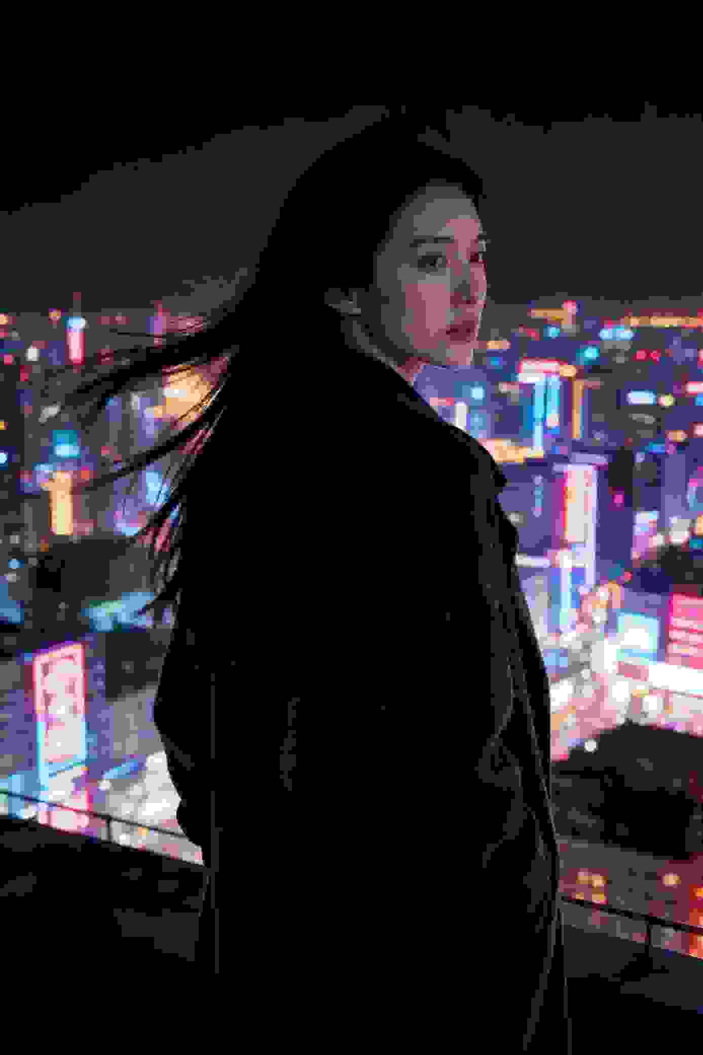 万亩黄桃烂泥全村后悔